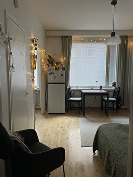 Furnished apartment for spring!